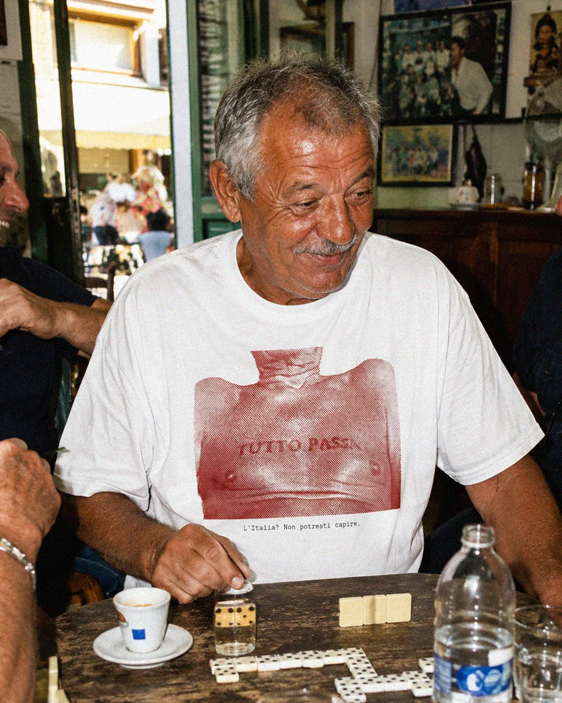 Groteska graphic T-shirt — Bad days pass. Everything passes.
